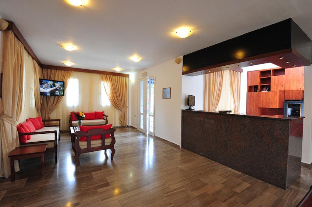 Anna Ageliki Aparthotel Damnoni Exterior photo
